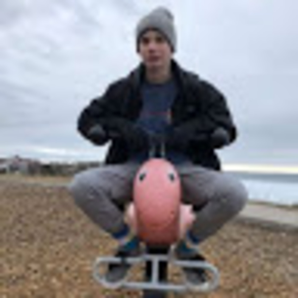 Meet your Posher, Angelo